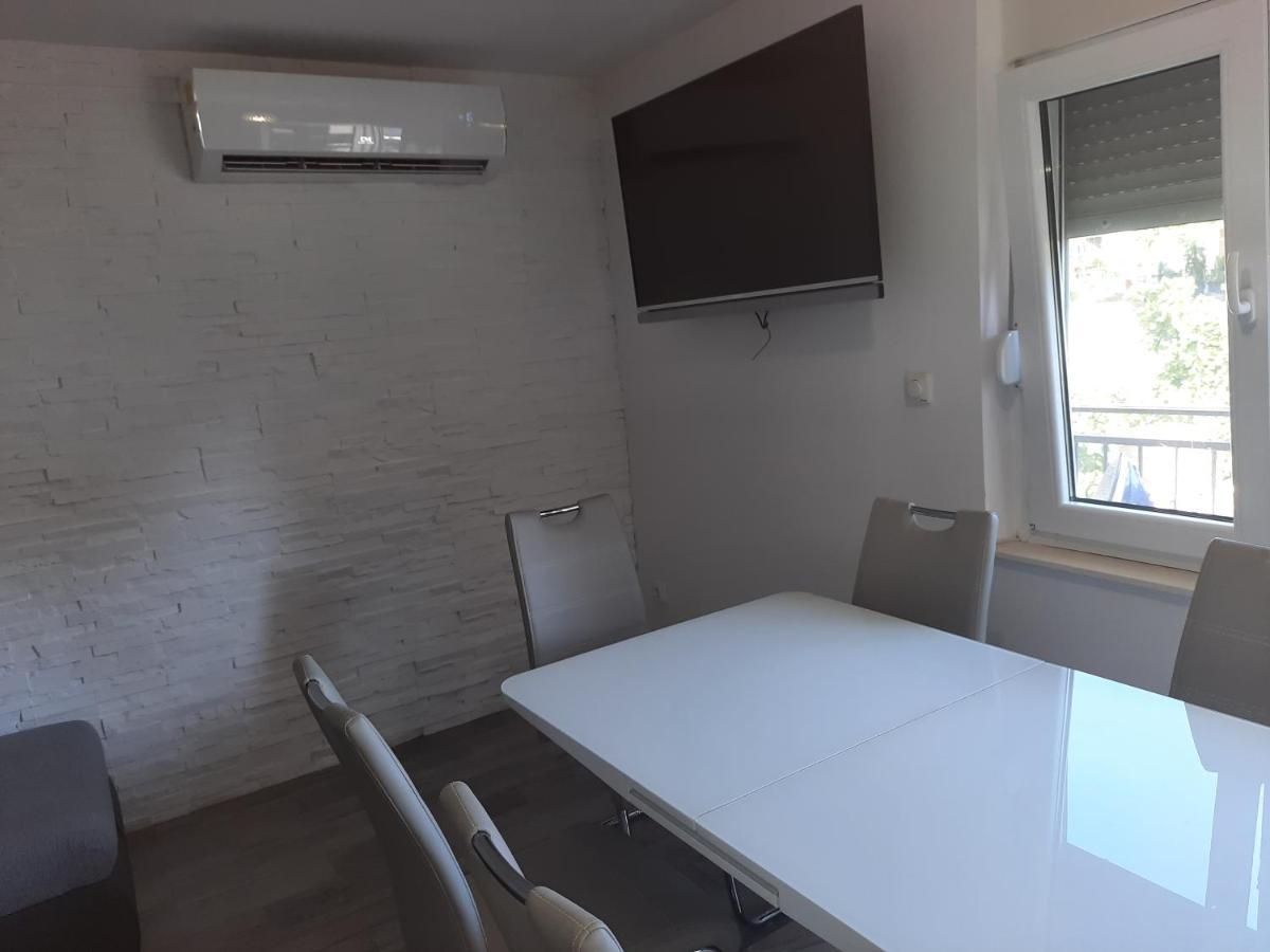 Ferienwohnung Ani Split Exterior foto
